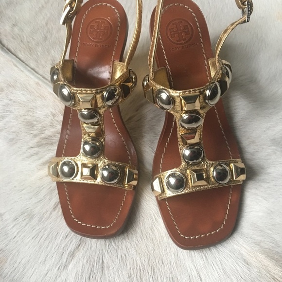 Tory Burch gold sandals - Picture 5 of 5